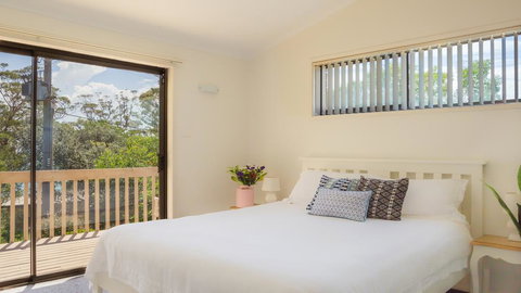 Driftwood Beachfront @ Vincentia - Taree Accommodation 3