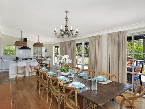 Duncraig House - Open Fireplace, Spa, Pet Friendly - Taree Accommodation 2