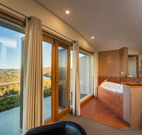 Eagle View Escape - Taree Accommodation