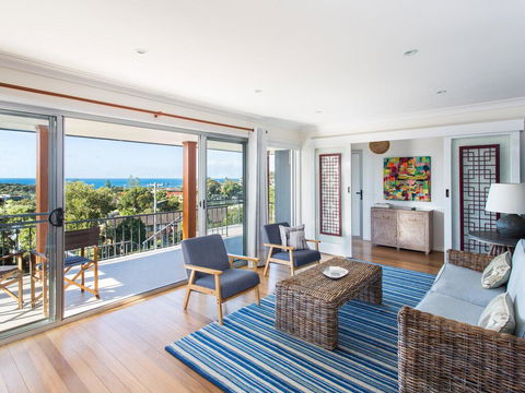 Easy Living At 14 Daphne Street - Taree Accommodation 0