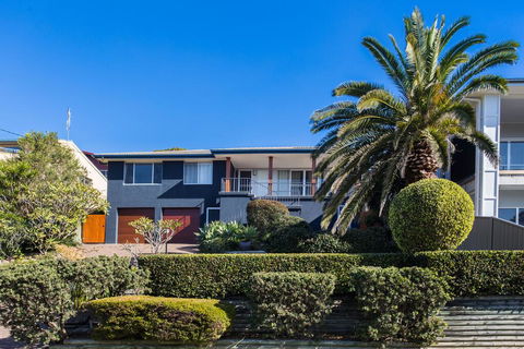 Easy Living At 14 Daphne Street - Taree Accommodation 1