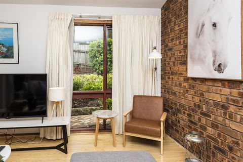 Epping 3BR 3BA Fast Wifi Easy Parking House - Taree Accommodation 1