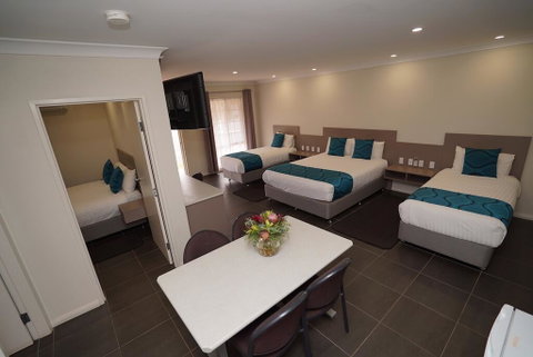 Exies Bagtown - Taree Accommodation 1