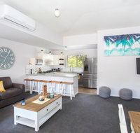 Fairway Haven Getaway - Taree Accommodation