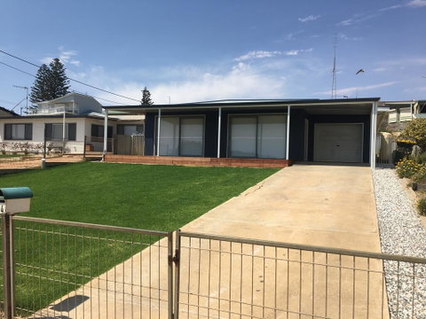 Family Tides - Taree Accommodation 2