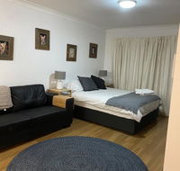 Family Unit March St Orange - Taree Accommodation