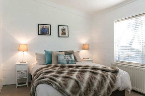 Feathertop Alpine Lodge - Taree Accommodation 3