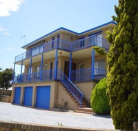 Flat 2 - 3 Bay Lane - Taree Accommodation