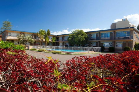 Forster Lodge 6, Cnr Wallis & West Street, Forster - Taree Accommodation 0