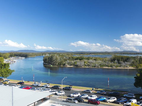Forster Towers 54 With Lake And Ocean Views - Taree Accommodation 3