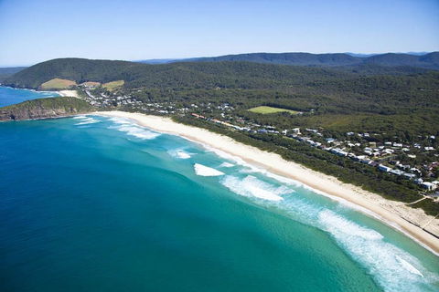 FRANGIPANI BEACH HOUSE - PET FRIENDLY 22 Belbourie Cres Boomerang Beach - Taree Accommodation 1