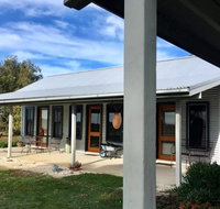 French Island Cottage - Taree Accommodation