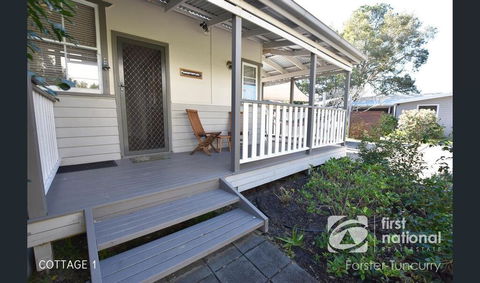 Front Kauri Cottage - Taree Accommodation 0