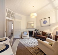 FUN TIMES in HUGE house 1 minute to SYDNEY HARBOUR - Taree Accommodation