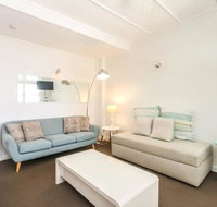 Funky 1 Bedroom Beach Pad by the Beach - Taree Accommodation
