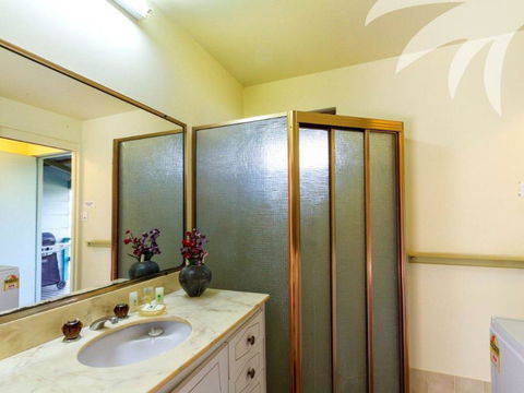 Fyshwicks Cottage - Taree Accommodation 2
