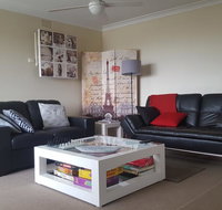 Gateway to the Surf Coast and Geelong - Taree Accommodation