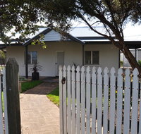 Girraween House - Taree Accommodation