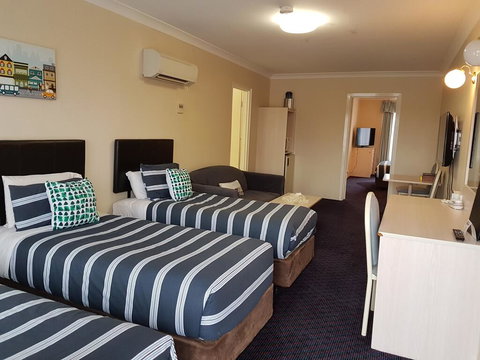 Golden Age Motor Inn - Taree Accommodation 1