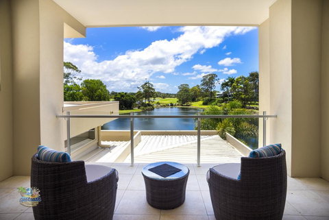 Grand Oasis At Sanctuary Cove - Taree Accommodation 3