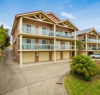 Grand Pacific 2 Unit 1 - Taree Accommodation