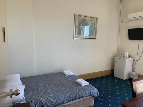 Great Western Hotel - Taree Accommodation 2