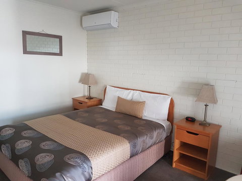 Hacienda Motel Geelong - Taree Accommodation 0