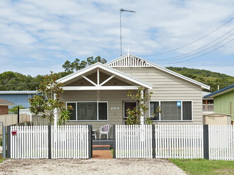Harry's House - Taree Accommodation 0