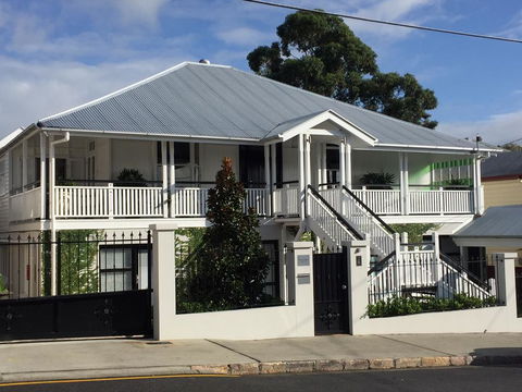 Heal House - Taree Accommodation 0