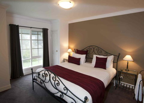 Hepburn Villas - Taree Accommodation 1