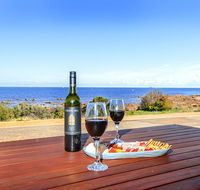 High Tide - Wallaroo Beachfront Property - Pet-Friendly - Taree Accommodation