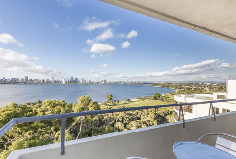 High Tor Apartment 104 - Taree Accommodation 1