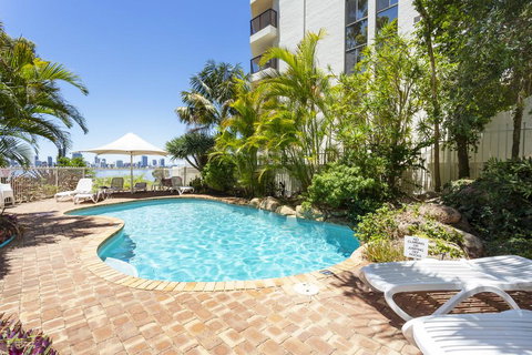 High Tor Apartment 6 - Taree Accommodation 0