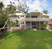 HILLTOP HAVEN in MOLLYMOOK - Taree Accommodation