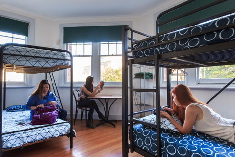 Hobart Central YHA - Taree Accommodation 3