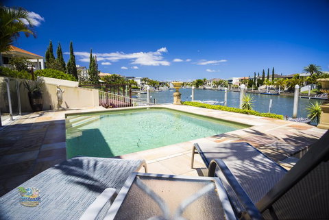 Holiday Home Luxe @ Sanctuary Cove - Taree Accommodation 0