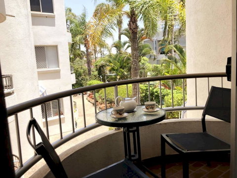 Holiday Unit By The Beach With Pool - Taree Accommodation 1