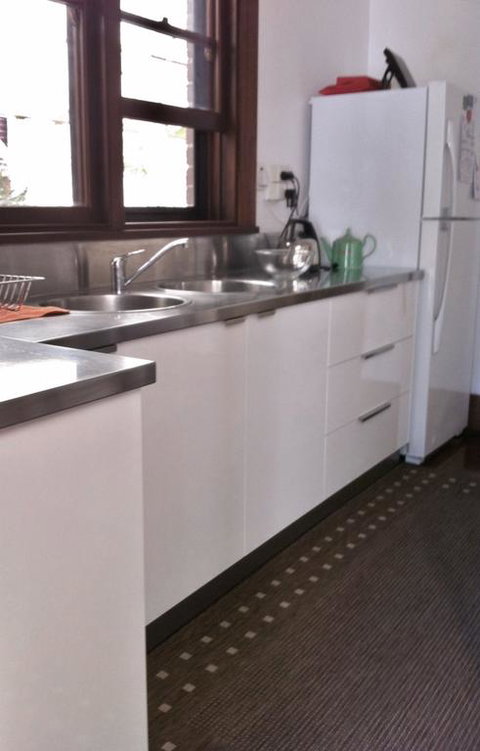 Home Central Perth - Taree Accommodation 3