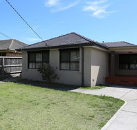 Isle of Serenity Charming House - Taree Accommodation