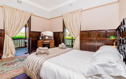 Ithaca - Taree Accommodation 3