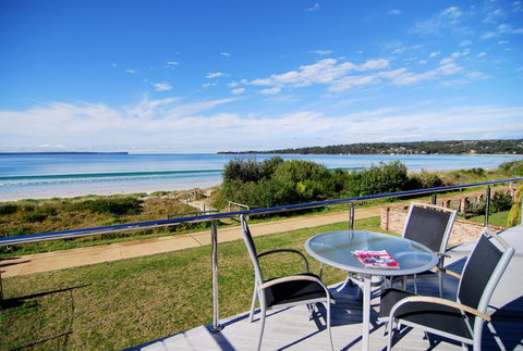 Jervis Bay Waterfront - Taree Accommodation 0