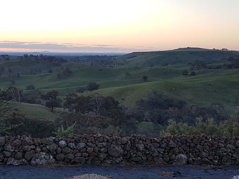 Jinji's Edge Escape - Taree Accommodation 1