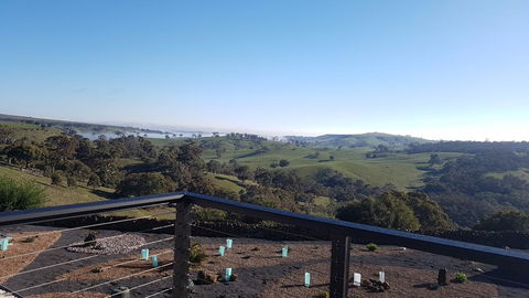 Jinji's Edge Escape - Taree Accommodation 2