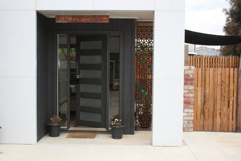 Lake Esmond Place - Taree Accommodation 2