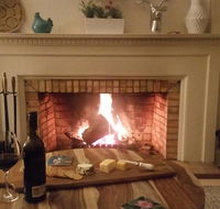 Lake House Benalla - Taree Accommodation