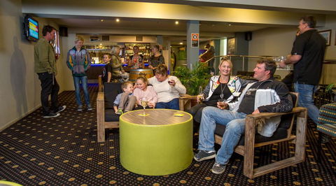 Laurieton Hotel - Taree Accommodation 1