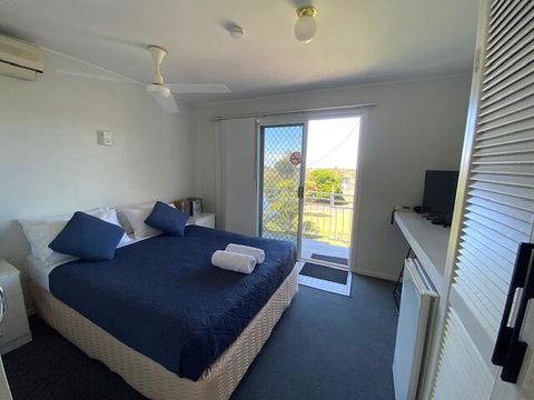 Leisure-Lee Holiday Apartments - Taree Accommodation 1