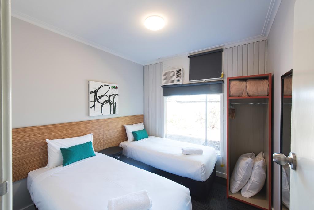 Seaton SA Taree Accommodation