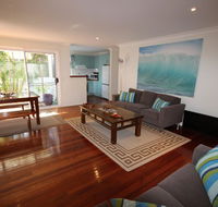 MAGIC BEACH HOUSE - PET FRIENDLY - Taree Accommodation