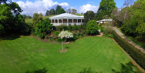 Maleny Homestead & Cottage - Taree Accommodation 0